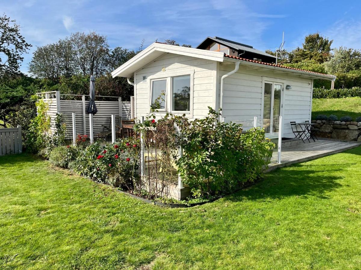 Gaesthus Vid Hav Och Strand Asa  Exterior photo